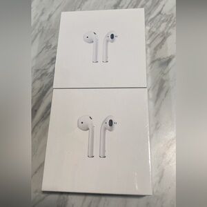 air pods 2nd gen with catching case brand new